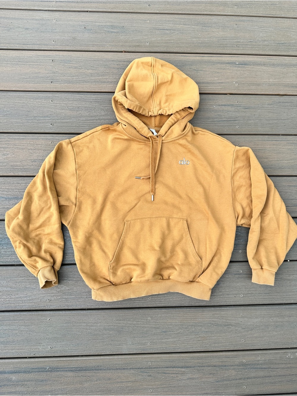ALO Accolade Hoodie in Toffee Medium - Picture 3 of 7